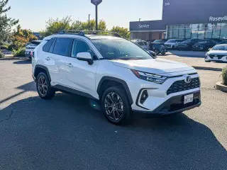 Toyota RAV4 Hybrid 2022 tracción en todas las ruedas XLE Premium 4p SUV