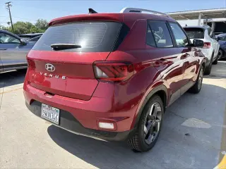 Hyundai VENUE 2022 SEL 4dr Crossover