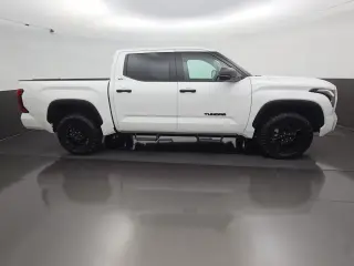 Toyota Tundra 2024 4x4 SR5 4dr CrewMax Cab Pickup SB