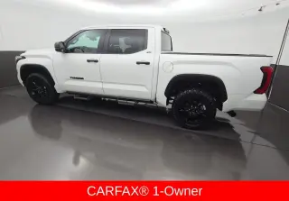 Toyota Tundra 2024 4x4 SR5 4dr CrewMax Cab Pickup SB