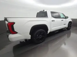 Toyota Tundra 2024 4x4 SR5 4dr CrewMax Cab Pickup SB