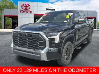 Toyota Tundra 2023 4x4 SR5 4dr CrewMax Cab Pickup SB