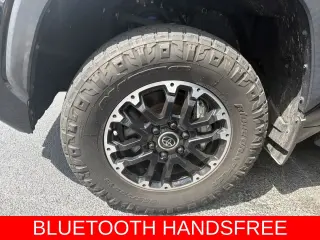 Toyota Tundra 2023 4x4 SR5 4dr CrewMax Cab Pickup SB