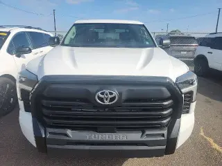 Toyota Tundra 2022 4x2 SR 4p Puerta Máxima Cabina Tripla Camioneta SB