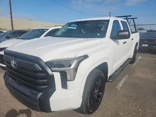Toyota Tundra 2022 4x2 SR 4p Puerta Máxima Cabina Tripla Camioneta SB