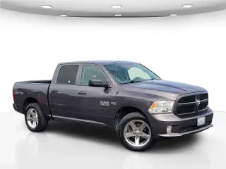 Ram 1500 2017 4x2 Tradesman 4p Camioneta de cabina completa 6.5 pies BAS Pickup