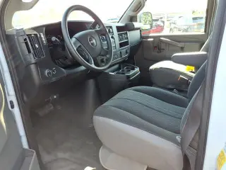 GMC Savana 2025 2500 3dr Camioneta de Carga
