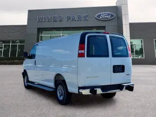 GMC Savana 2025 2500 3dr Camioneta de Carga
