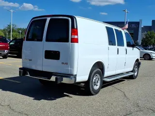 GMC Savana 2025 2500 3dr Camioneta de Carga