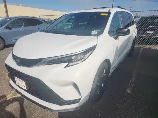 Toyota Sienna 2021 XSE 7-Pasajeros 4p Mini-Van