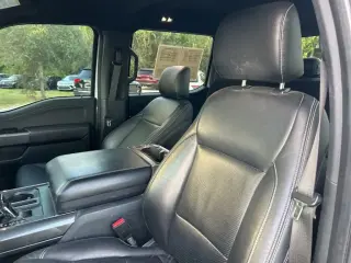 Ford F-150 2022 4x4 XLT 4p SuperCab 5.5 ft. SB
