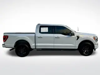 Ford F-150 2022 4x4 XLT 4p SuperCab 5.5 ft. SB