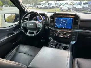 Ford F-150 2022 4x4 XLT 4p SuperCab 5.5 ft. SB