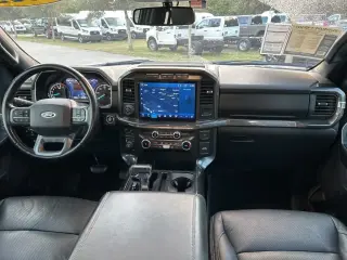 Ford F-150 2022 4x4 XLT 4p SuperCab 5.5 ft. SB