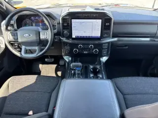 Ford F-150 2023 4x4 XLT 4p SuperCrew 5.5 ft. CB