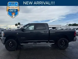 Ram 2500 2021 4x4 Big Horn 4dr Crew Cab 6.3 ft. SB Pickup