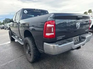 Ram 2500 2021 4x4 Big Horn 4dr Crew Cab 6.3 ft. SB Pickup
