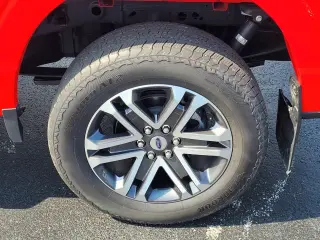 Ford F-150 2023 4x4 XL 4dr SuperCrew 5.5 ft. SB