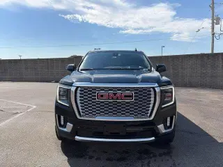 GMC Yukon XL 2021 4x4 Denali SUV 4 puertas