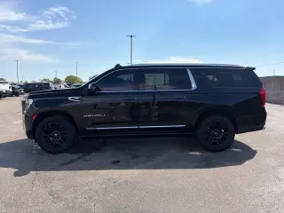 GMC Yukon XL 2021 4x4 Denali SUV 4 puertas