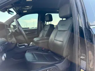 GMC Yukon XL 2021 4x4 Denali SUV 4 puertas