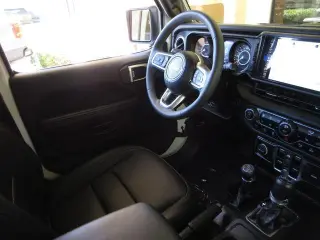 Jeep Wrangler 2024 4x4 Sahara 4p SUV