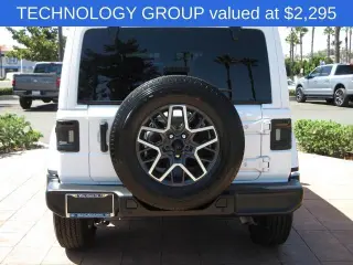 Jeep Wrangler 2024 4x4 Sahara 4p SUV
