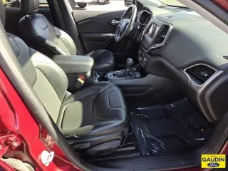 Jeep Cherokee 2019 4x4 Latitude Plus 4p SUV