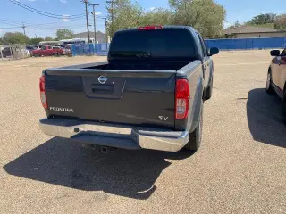 Nissan Frontier 2013 4x2 SV 4dr Crew Cab 5 ft. SB Pickup 6M