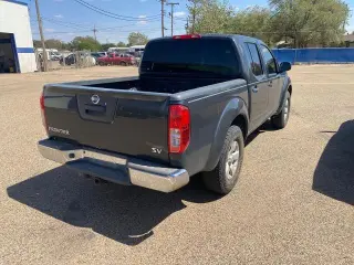 Nissan Frontier 2013 4x2 SV 4dr Crew Cab 5 ft. SB Pickup 6M