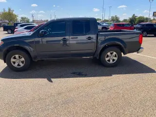Nissan Frontier 2013 4x2 SV 4dr Crew Cab 5 ft. SB Pickup 6M