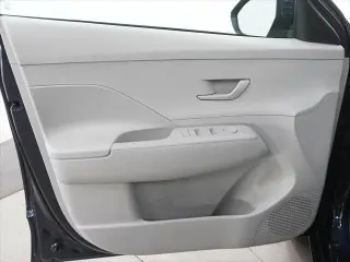Hyundai KONA 2026 SE AWD 4dr SUV