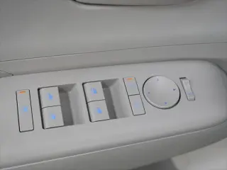 Hyundai KONA 2026 SE AWD 4dr SUV