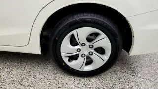 Honda Civic 2014 LX 4dr Sedan CVT