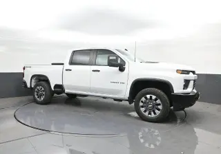 Chevrolet Silverado 2500HD 2022 4x4 Custom 4dr Crew Cab SB