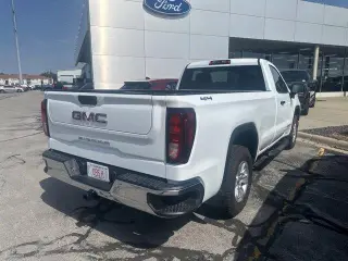 GMC Sierra 1500 2024 4x4 Pro 2dr Cabina Regular 8 ft. PB