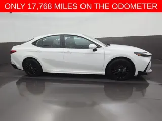 Toyota Camry 2025 SE 4dr Sedan