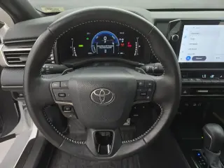 Toyota Camry 2025 SE 4dr Sedan