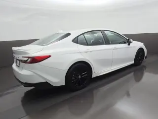 Toyota Camry 2025 SE 4dr Sedan