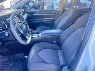 Toyota Camry Híbrido 2020 LE 4dr Sedán