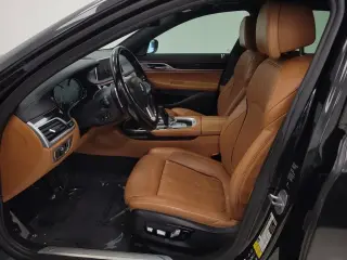 BMW Serie 7 2019 Tracción integral 750i xDrive 4dr Sedán
