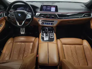 BMW Serie 7 2019 Tracción integral 750i xDrive 4dr Sedán