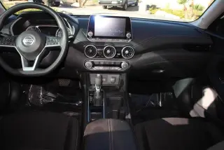 Nissan Sentra 2023 SV 4dr Sedán