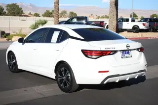 Nissan Sentra 2023 SV 4dr Sedán