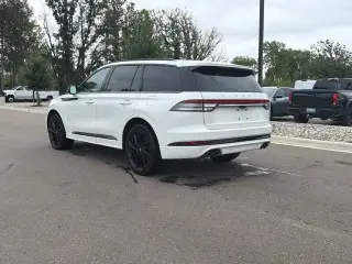 Lincoln Aviator 2023 AWD Reserve 4p SUV