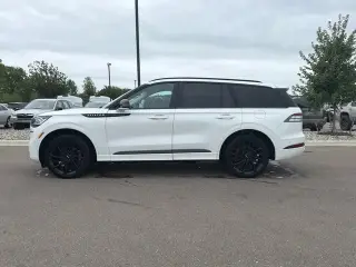 Lincoln Aviator 2023 AWD Reserve 4p SUV