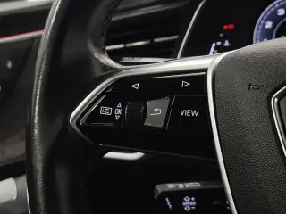 Audi A6 2024 AWD quattro Premium Plus 45 TFSI 4dr Sedán