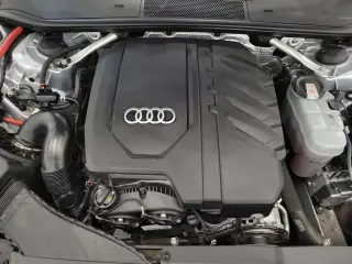 Audi A6 2024 AWD quattro Premium Plus 45 TFSI 4dr Sedán