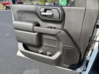 Chevrolet Silverado 1500 2024 4x2 Custom 4dr Crew Cab 5.8 ft. SB