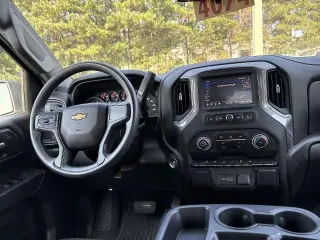 Chevrolet Silverado 1500 2024 4x2 Custom 4dr Crew Cab 5.8 ft. SB